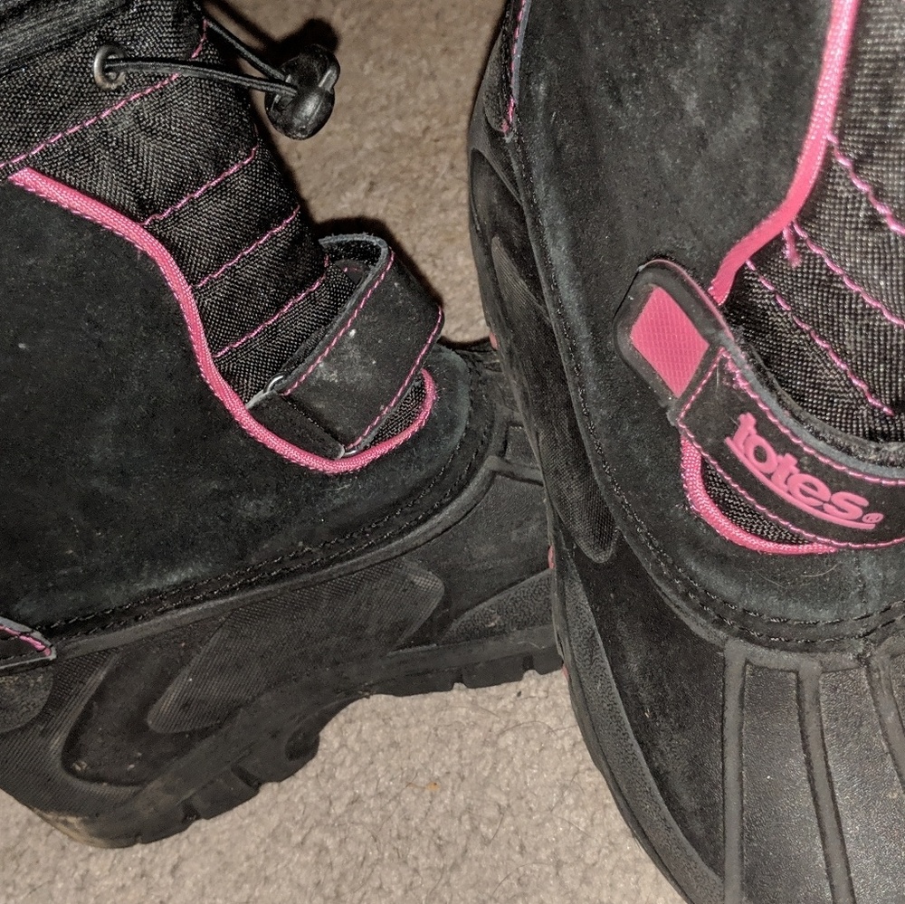 Totes Girls Snow Boots